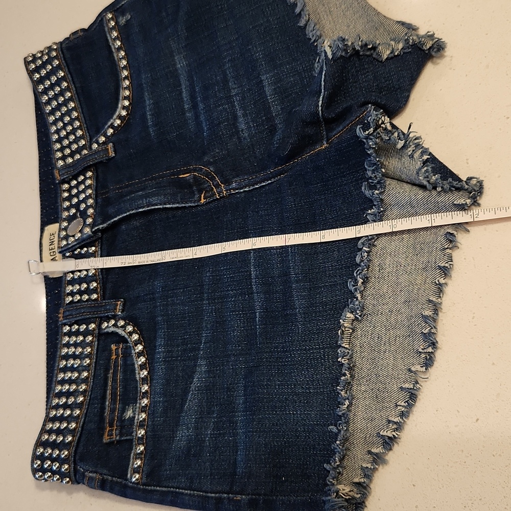 L'AGENCE Women's Zoe Dome Studded Denim Jean Shorts 25" Waist - Picture 7 of 9